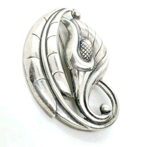 Vintage Sterling Repousse
Calla Lily Floral Brooch - Picture 2 of 6